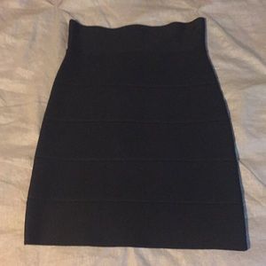 BCBG bodycon pencil skirt Size XS